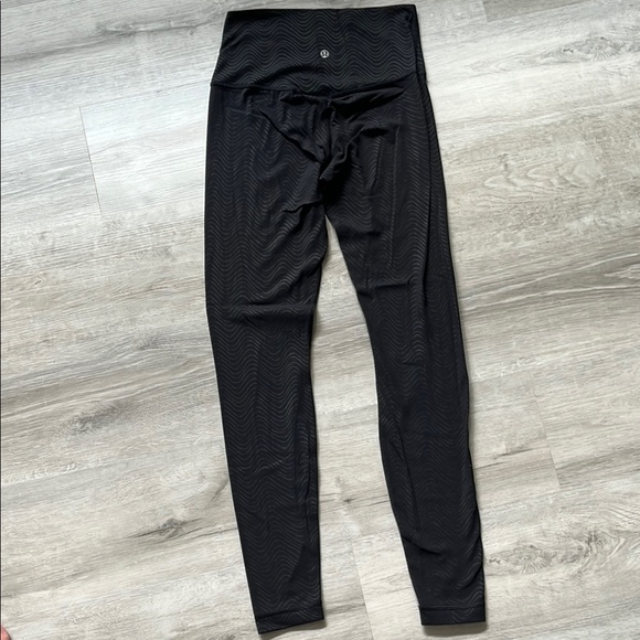 Lululemon Align High-Rise Pant Tight Leggings Nulu Aqueous Emboss Black Womens 6 - Picture 4 of 16